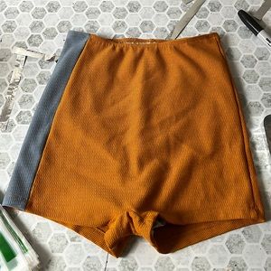 XS Orange Gray Elastic Waist High Rise Lined Athletic Shorts